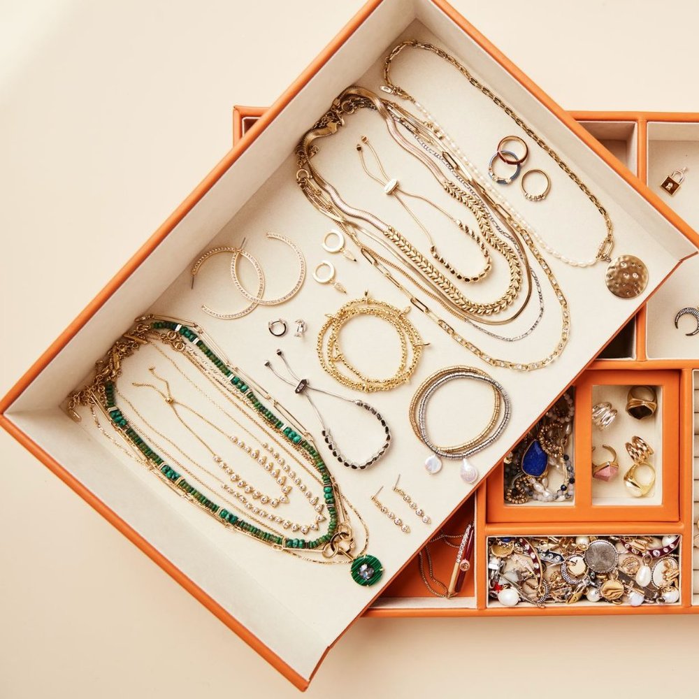 Stella & Dot- Vintage of Tomorrow, Trends of Today